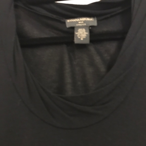 Lightweight Banana Republic blouse - Picture 2 of 3